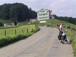 The climb along Etzelstrasse, Freienbach